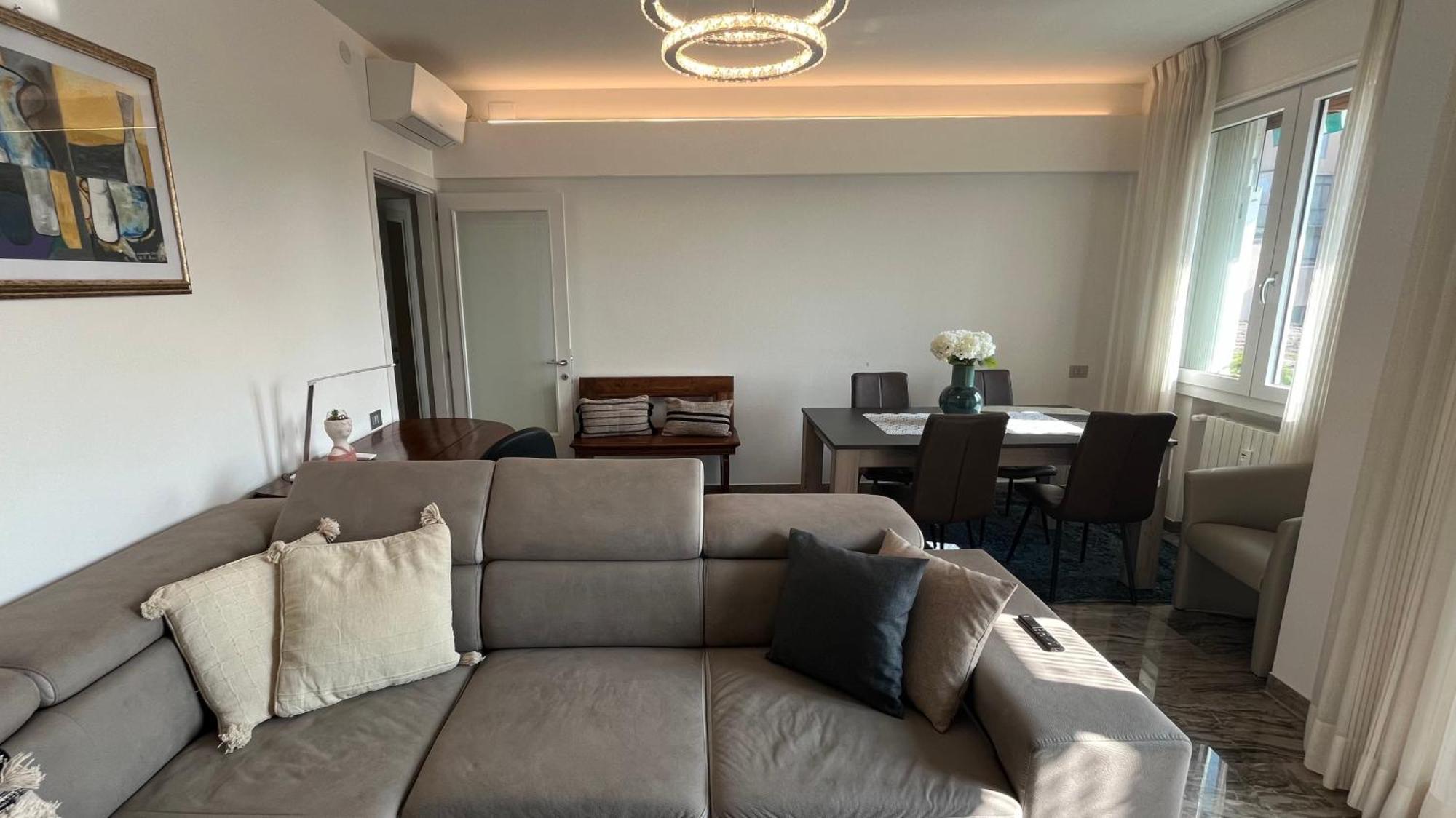 Attico Di Lusso In Pieno Centro A Apartment *
